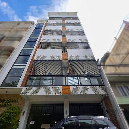 Oyo 848 Dona Aurora Condotel ケソンシティ エクステリア 写真